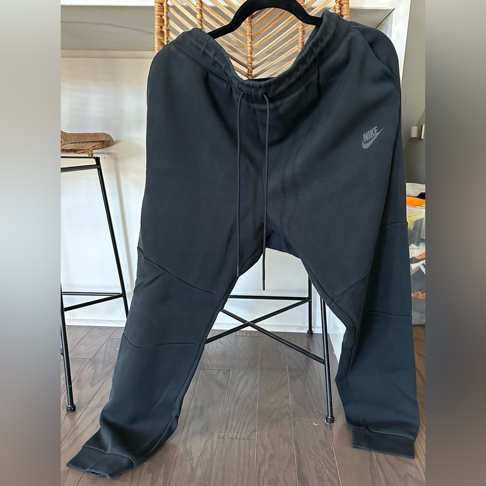 Nike black tech fleece joggers